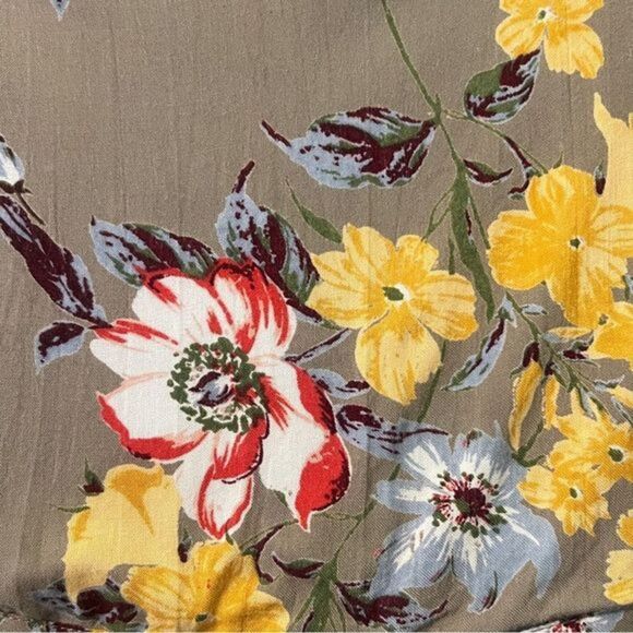 Angie Girls Romper Tan Floral SizeāS (girls) - Picture 8 of 9